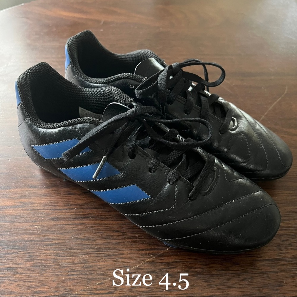 Adidas cleats size 4.5